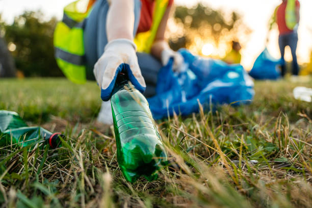 Best Yard Cleanup Services  in Charlestown, IN